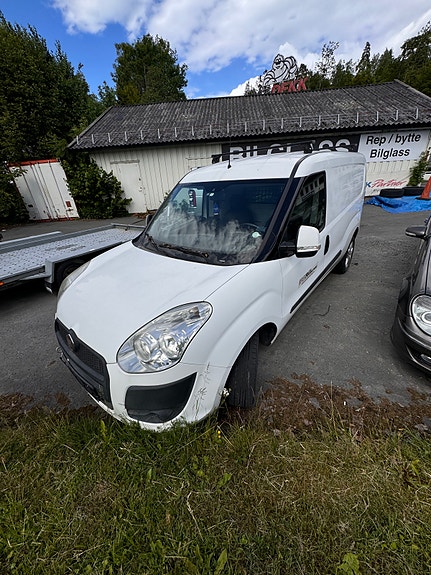 Fiat Doblo 2 of 10
