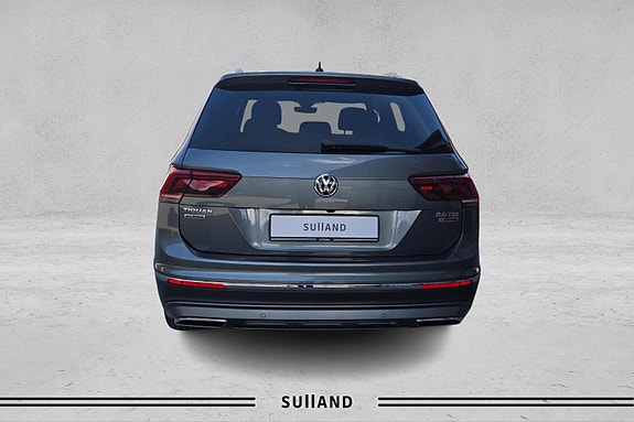Volkswagen Tiguan Allspace 4 of 19
