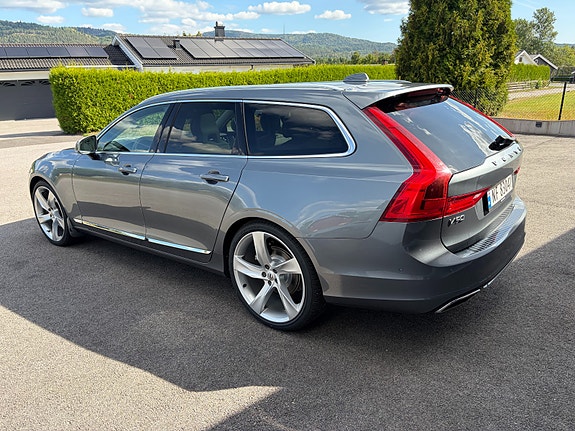 Volvo V90 11 of 30