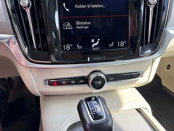 Volvo V90 25 of 30