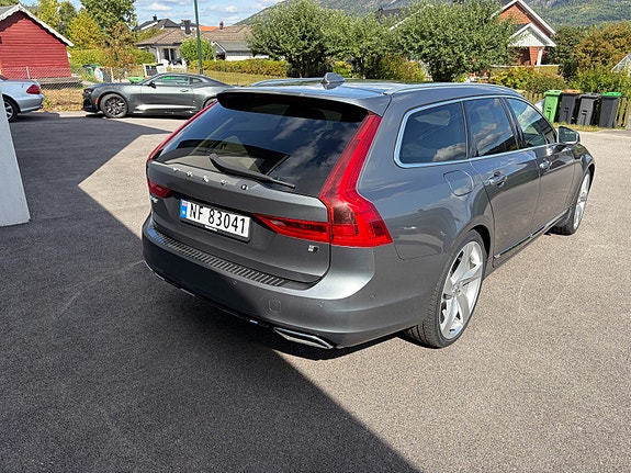 Volvo V90 7 of 30