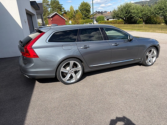 Volvo V90 6 of 30