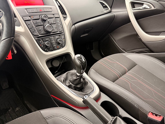 Opel Astra 24 of 25
