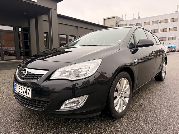 Opel Astra 10 of 25