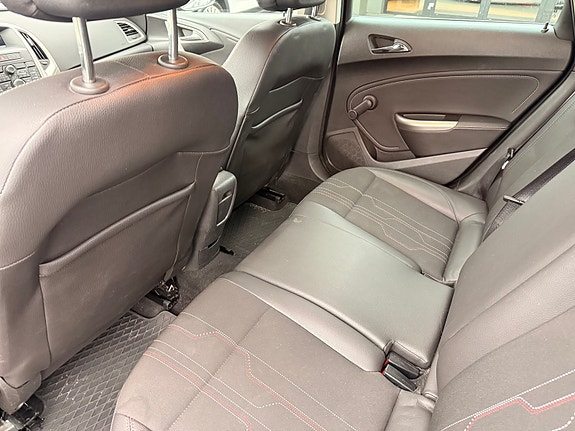 Opel Astra 14 of 25