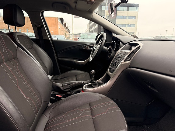 Opel Astra 16 of 25
