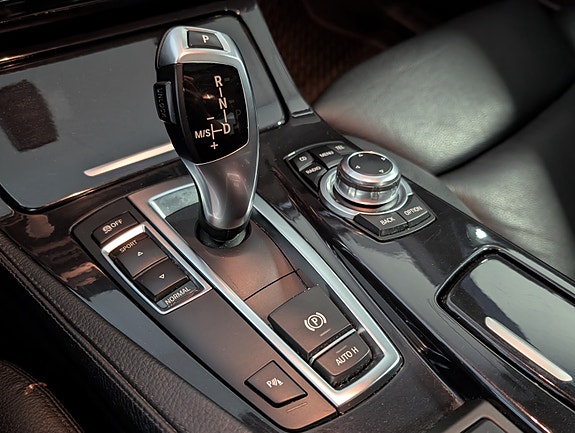 BMW 523i 20 of 26