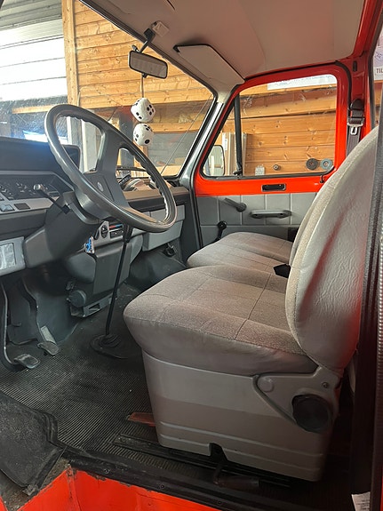 Ford Transit 11 of 25