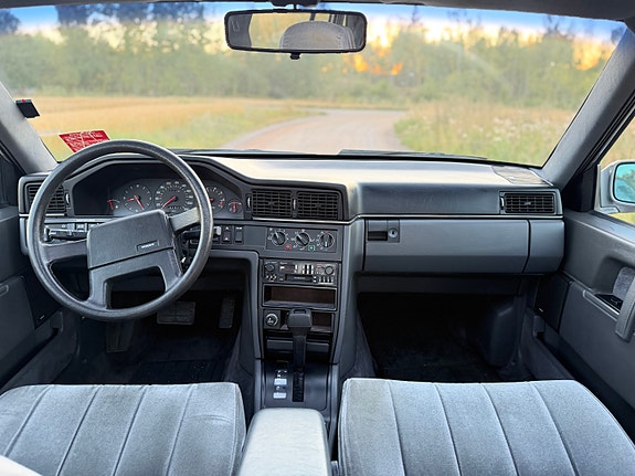 Volvo 760 12 of 30