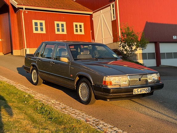 Volvo 760 28 of 30