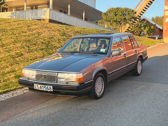 Volvo 760 3 of 30