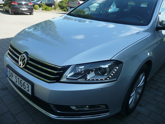 Volkswagen Passat 6 of 26