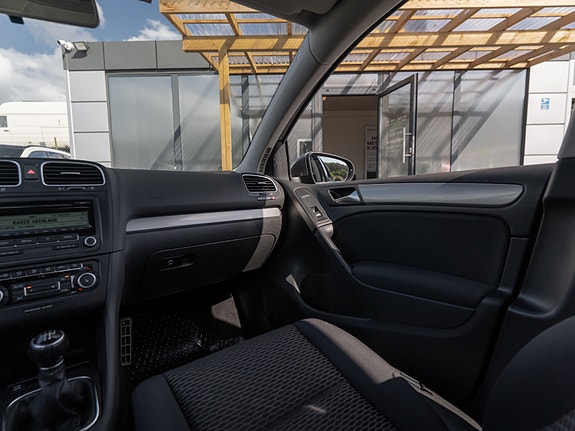 Volkswagen Golf I 21 of 30