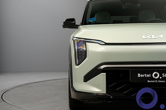 Kia EV3 7 of 30