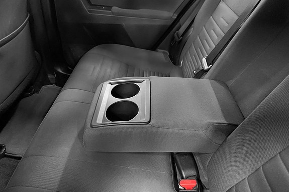 Toyota Auris 15 of 16