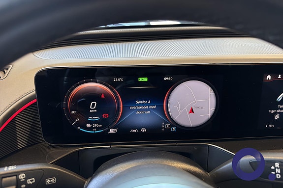Mercedes-Benz EQC400 19 of 24