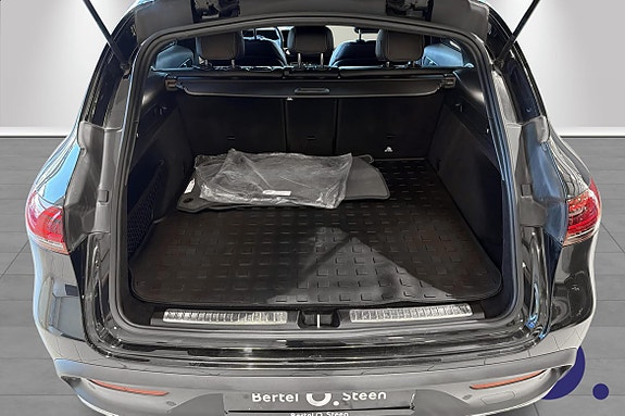 Mercedes-Benz EQC400 5 of 24