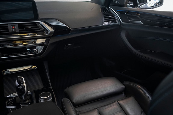 BMW X3 28 of 30