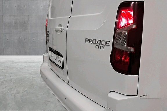 Toyota Proace City 25 of 30