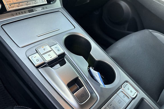 Hyundai Kona 18 of 20