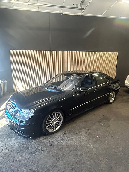 Mercedes-Benz S400 d 2 of 10