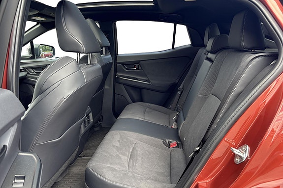 Toyota C-HR+ 19 of 26