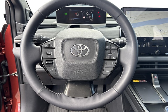 Toyota C-HR+ 13 of 26