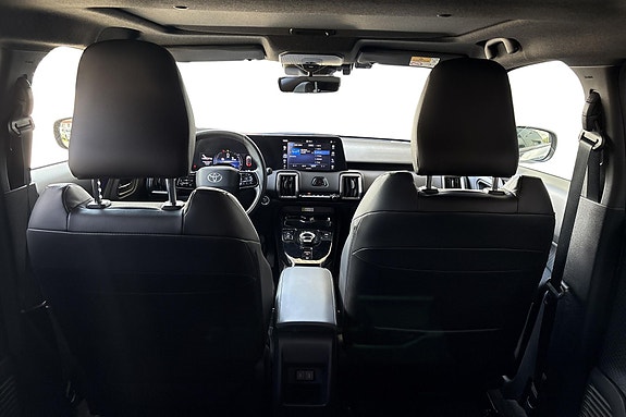 Toyota Urban Cruiser 12 of 16