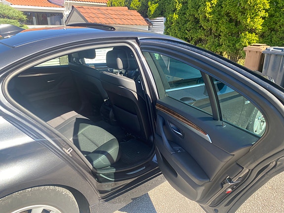 BMW 520d 14 of 30