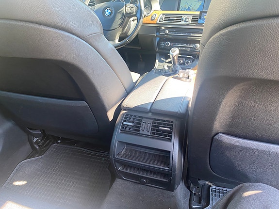 BMW 520d 25 of 30