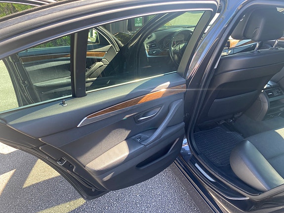 BMW 520d 29 of 30