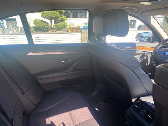BMW 520d 16 of 30