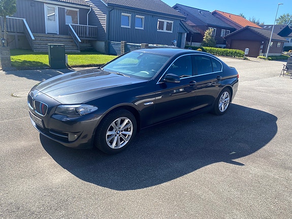BMW 520d 2 of 30
