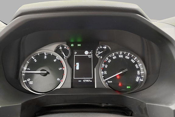 Toyota Land Cruiser 27 of 27