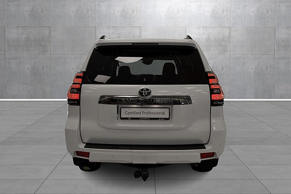 Toyota Land Cruiser 4 of 27