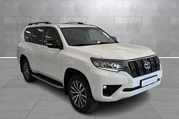 Toyota Land Cruiser 7 of 27