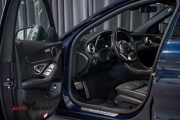 Mercedes-Benz C300 de 26 of 30