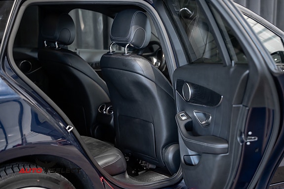 Mercedes-Benz C300 de 19 of 30