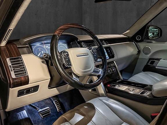 Land Rover Range Rover 13 of 30