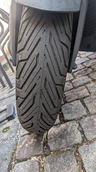 Yamaha X-Max 300 29 of 29