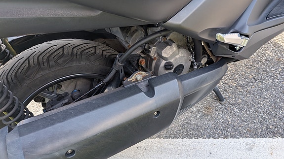 Yamaha X-Max 300 8 of 29