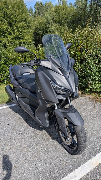 Yamaha X-Max 300 13 of 29