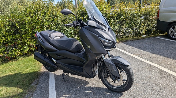 Yamaha X-Max 300 3 of 29