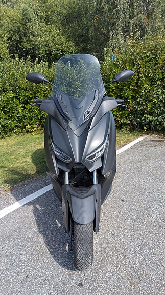 Yamaha X-Max 300 17 of 29