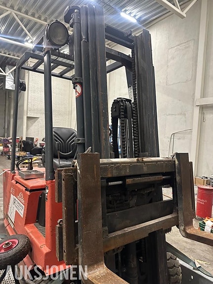 Linde E15Z-02 truck 4 of 11