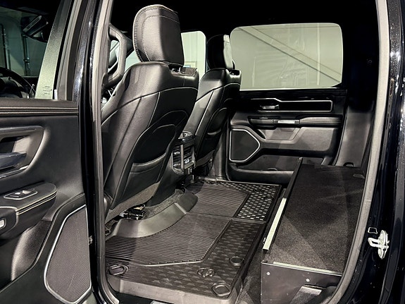 Dodge RAM 15 of 30