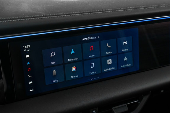 Porsche Macan 4 21 of 24