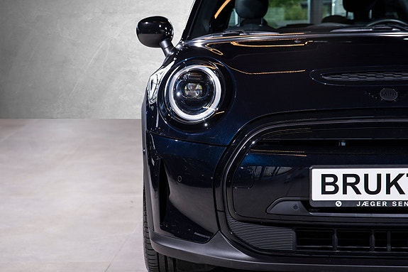 MINI Cooper SE 2 of 24