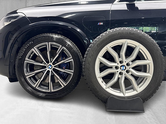 BMW X5 8 of 30