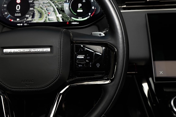 Land Rover Range Rover Sport 27 of 30